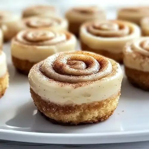Mini Cinnamon Roll Cheesecakes